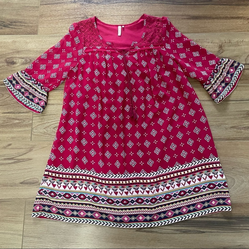 RED CAMEL red boho print Dress 3/4 bell sleeves lace top detail size Medium